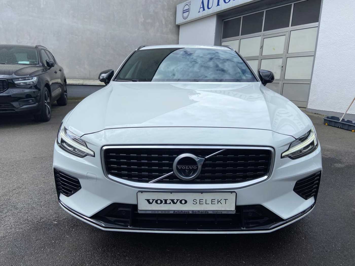 Volvo  T6 AWD Twin Engine Geartronic R-Design, AHK, ACC, 360°