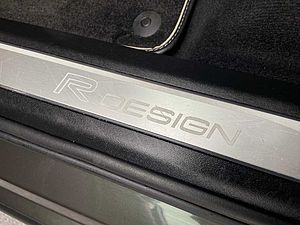 Volvo  AWD R-Design Carbon 7-Sitz Massage Pano 22' B&W
